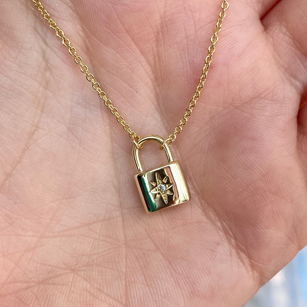 Lock Necklace - Picture 2 of 6